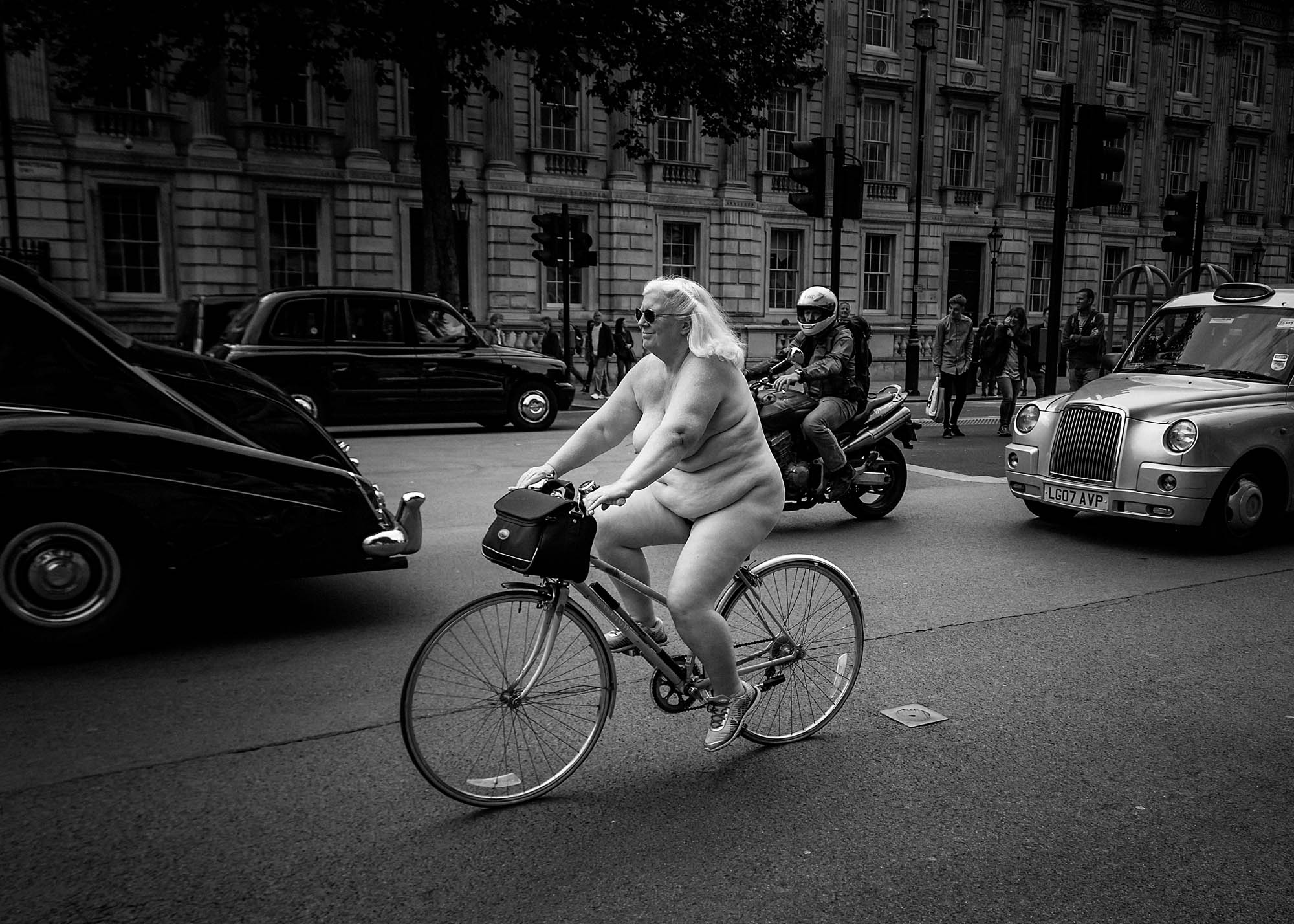 The_World_Naked_Bike_Ride_London_01